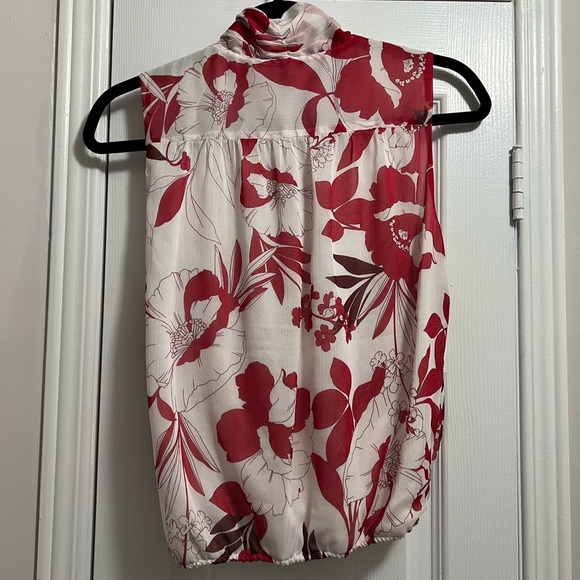 Guess floral sleeveless blouse - Picture 4 of 5